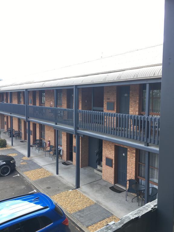 Bega Downs Motor Inn Exterior photo